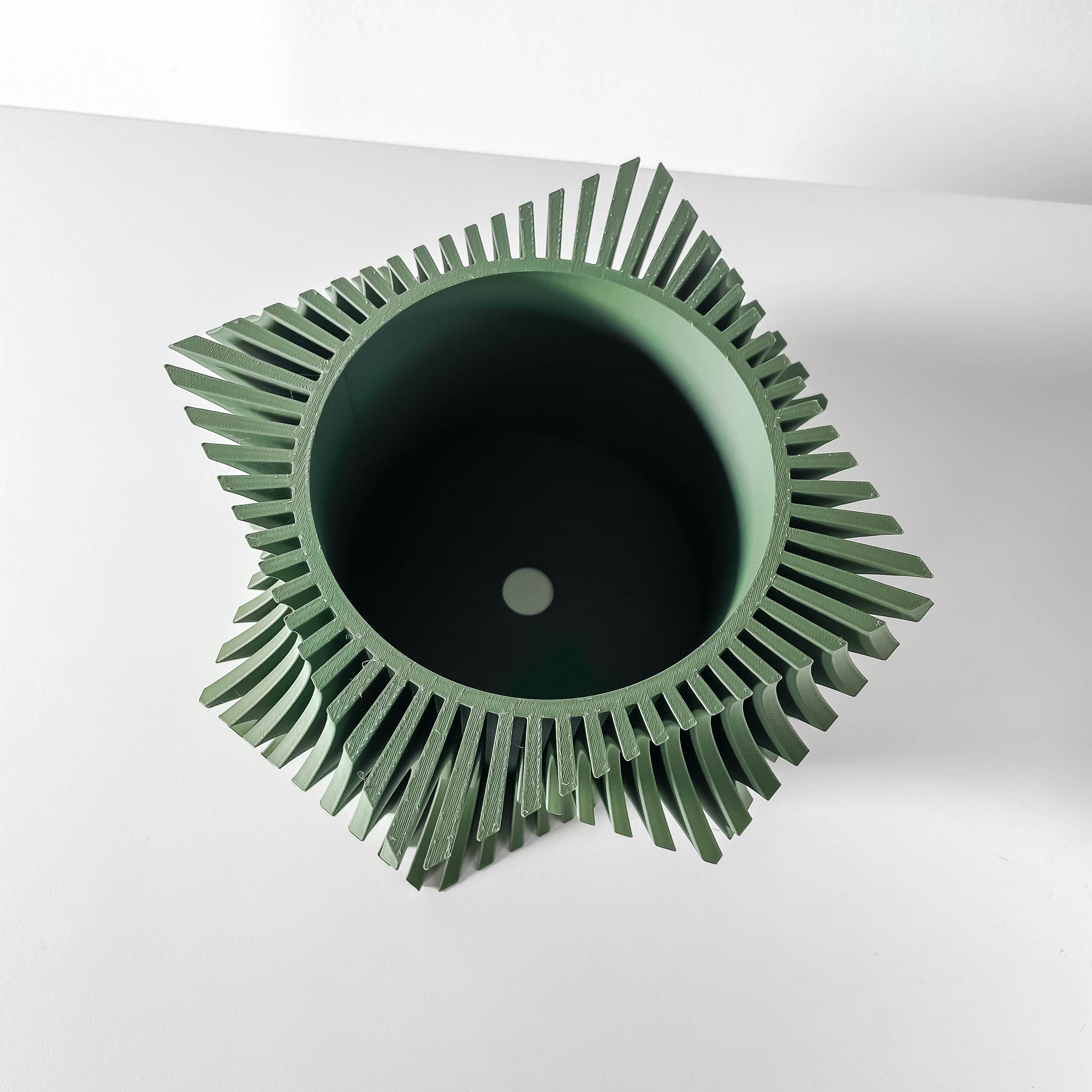 Anio Planter | Modern Geometric Pot
